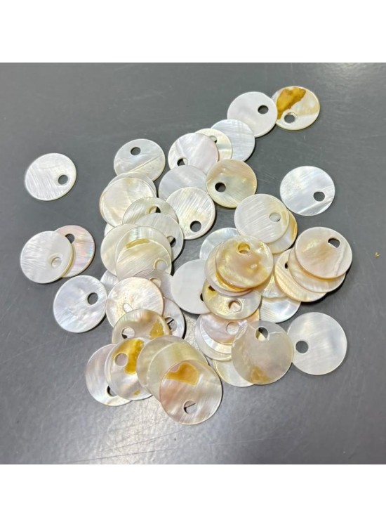 Çanta Aksesuar 2 Cm Sedef Pul 50 Gram (50-55 adet ) Çanta Aksesuar 2 Cm Sedef Pul 50 Gram (50-55 adet )
