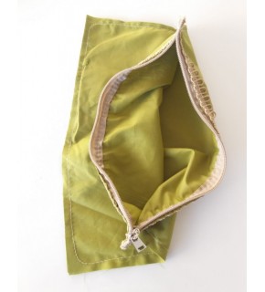 Çanta Aksesuar 20X30 Cm, Dikilmiş Halde, Fermuarlı Astar Yeşil