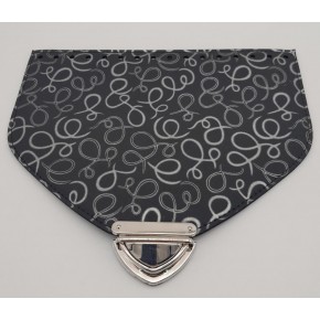 Çanta Aksesuar 22.5x18 cm Suni Deri Desenli Siyah Renk Kapak Gümüş Metalli