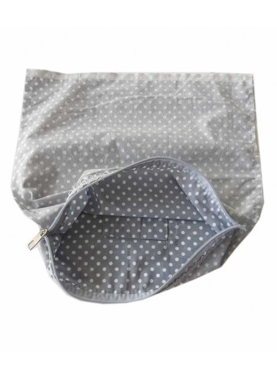 Çanta Aksesuar 38X38 Cm Dikilmiş Halde Fermuarlı Astar Gri Puantiyeli