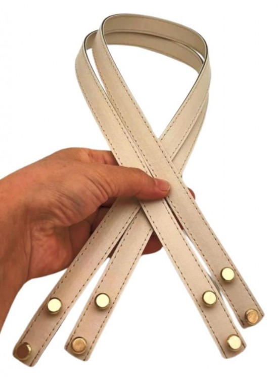 Çanta Aksesuar 70x1.8 cm Suni Deri Krem Renk Vidalı Çanta Sapı Çanta Aksesuar 70x1.8 cm Suni Deri Krem Renk Vidalı Çanta Sapı