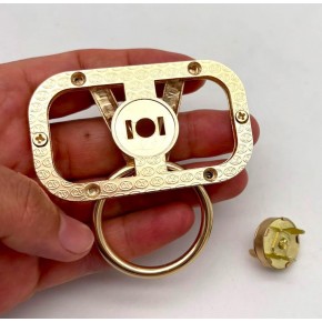 Çanta Aksesuar 7x7 Cm Light Gold V Marka Kilit