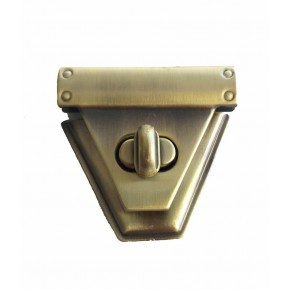 Çanta Aksesuar Açık Antik Renk Üçgen Kilit Kancalı 4.5X5 Cm