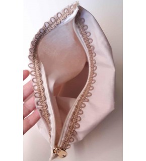 Çanta Aksesuar Bej 28X28 Cm, Dikilmiş Halde, Fermuarlı Astar