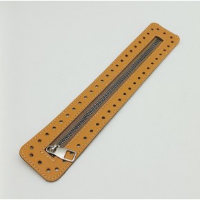 Çanta Aksesuar Derili Fermuar Yeni Model Hardal 30 Cm Gümüş Metalli