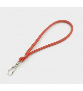 Çanta Aksesuar Dikişli Suni Deri Kırmızı Renk Elcik Gümüş Metal