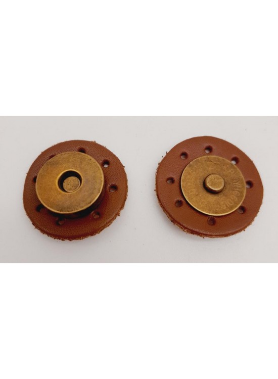 Çanta Aksesuar Gerçek Derili Mıknatıslı Çıtçıt Sütlü Kahve Antik Metalli Çanta Aksesuar Gerçek Derili Mıknatıslı Çıtçıt Sütlü Kahve Antik Metalli