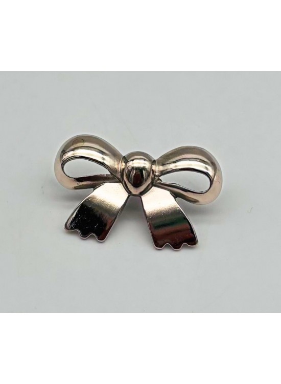 Çanta Aksesuar Gümüş Renk 3.5 cm Kurdele Model Plaka Süs Çanta Aksesuar Gümüş Renk 3.5 cm Kurdele Model Plaka Süs