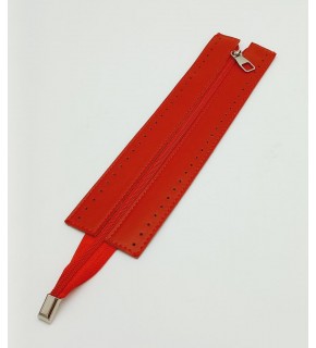 Çanta Aksesuar Kırmızı Renk 28 Cm Derili Fermuar Gümüş Metalli