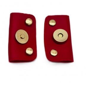 Çanta Aksesuar Kırmızı Suni Derili Troklu Mıknatıslı Çıtçıt Light Gold Metalli