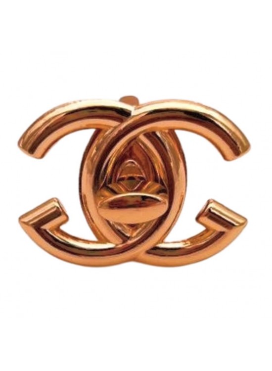 Çanta Aksesuar Light Gold Renk 4x3 cm Vidalı Çanta Kilidi Çanta Aksesuar Light Gold Renk 4x3 cm Vidalı Çanta Kilidi