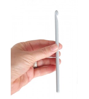 Çanta Aksesuar Plastik Tığ 5.5 Numara