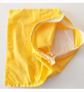 Çanta Aksesuar Sarı Renk 38X38 Cm, Dikilmiş Halde, Fermuarlı Astar