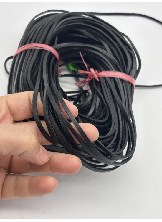 Çanta Aksesuar Siyah Renk Gerçek Deri 3 mm Şerit Deri İp 2 Metre Çanta Aksesuar Siyah Renk Gerçek Deri 3 mm Şerit Deri İp 2 Metre