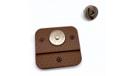 Çanta Aksesuar Sütlü Kahve 5x4.5 cm Mıknatıslı Mat Kilit Çanta Aksesuar Sütlü Kahve 5x4.5 cm Mıknatıslı Mat Kilit