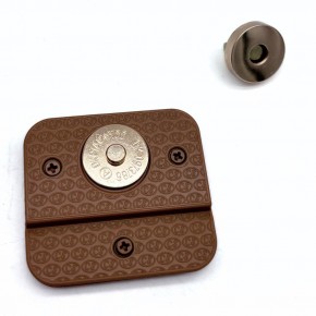 Çanta Aksesuar Sütlü Kahve  5x4.5 cm Mıknatıslı Mat  Kilit