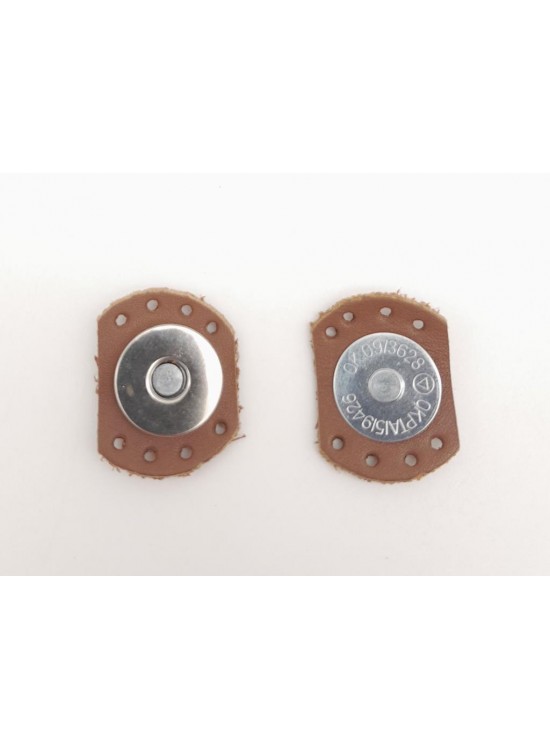 Çanta Aksesuar Sütlü Kahve Renk Gerçek Derili Oval Kenar Mıknatıslı Çıtçıt Gümüş Metalli Çanta Aksesuar Sütlü Kahve Renk Gerçek Derili Oval Kenar Mıknatıslı Çıtçıt Gümüş Metalli