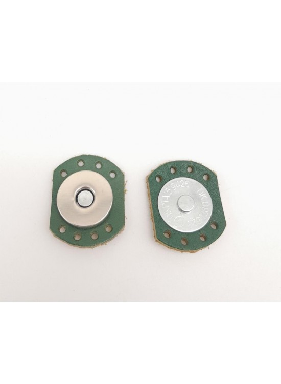 Çanta Aksesuar Yeşil Renk Gerçek Derili Oval Kenar Mıknatıslı Çıtçıt Gümüş Metalli Çanta Aksesuar Yeşil Renk Gerçek Derili Oval Kenar Mıknatıslı Çıtçıt Gümüş Metalli