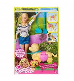 Barbie Ve Köpeği Tuvalet Eğitiminde