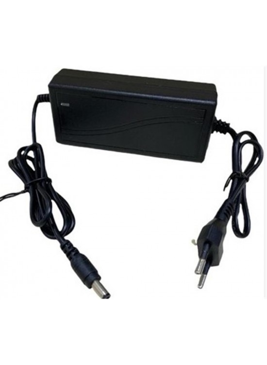 Expotech AD-1205 12V 5 Amper Plastik Adaptör Expotech AD-1205 12V 5 Amper Plastik Adaptör